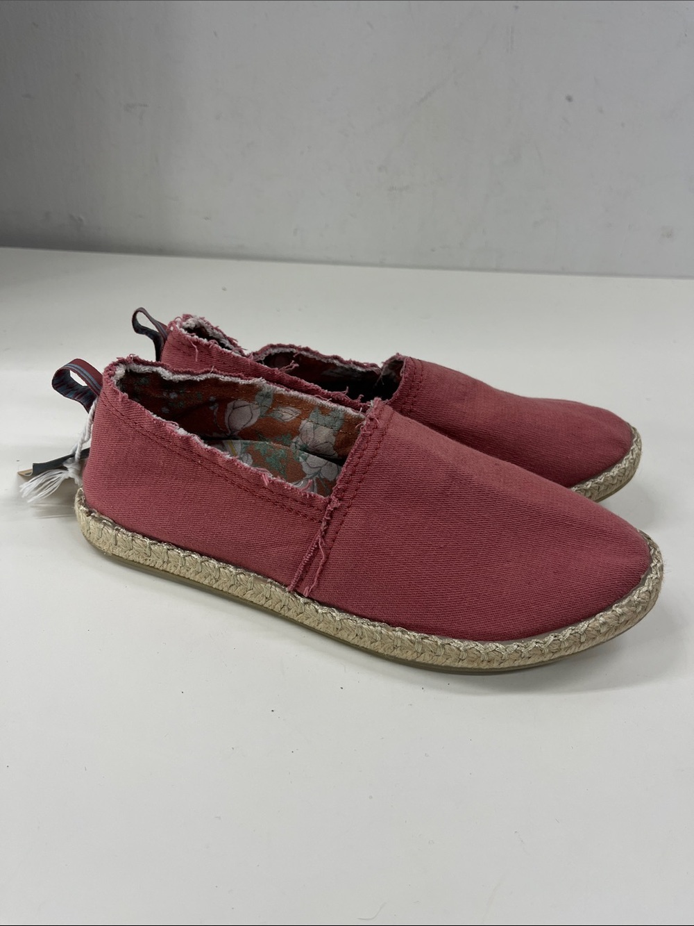 NWT Vionic Beach Laguna Espadrilles Size 6